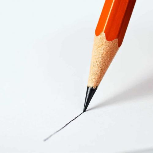 صدای مداد روی کاغذ